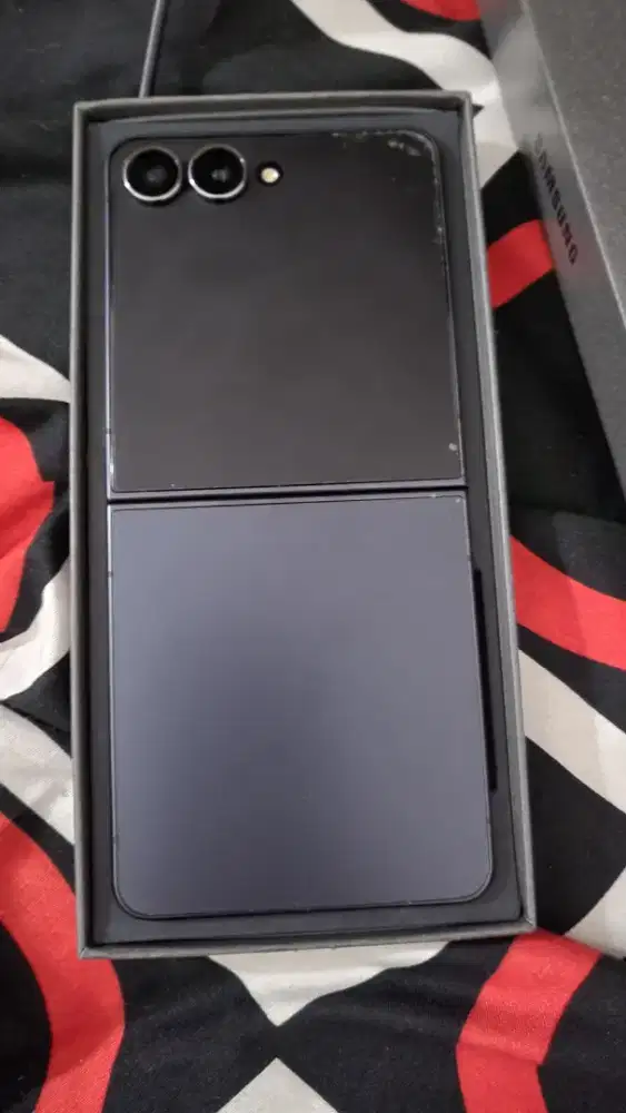 Samsung Z Flip 7 12/256 Jetblack