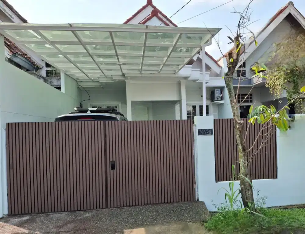 Rumah Siap Huni Dalam Cluster di Graha Raya