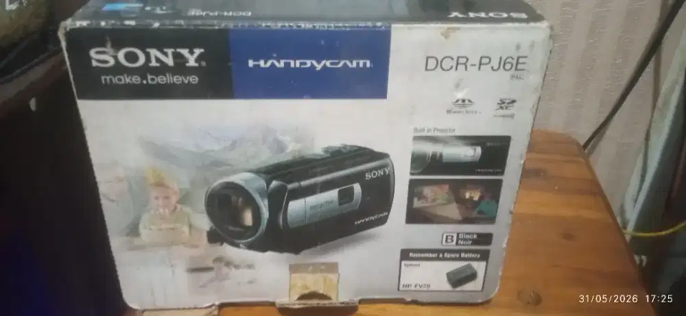 Handycam soni bekas