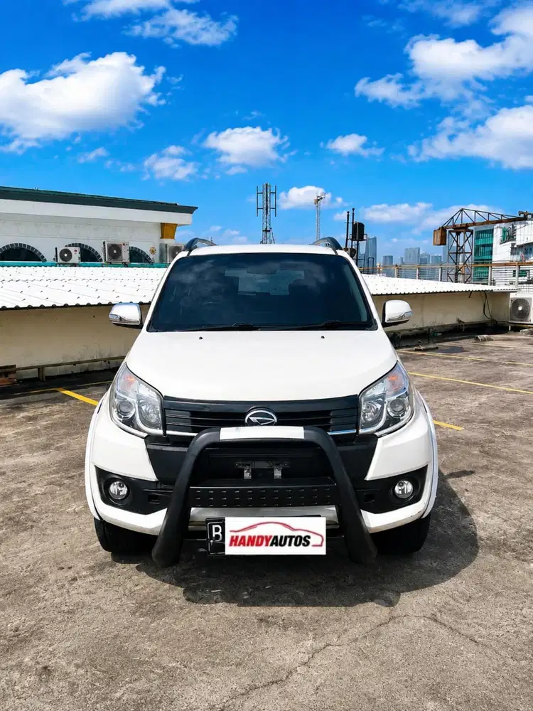 Daihatsu Terios R Adventure Tahun 2017 Automatic Putih