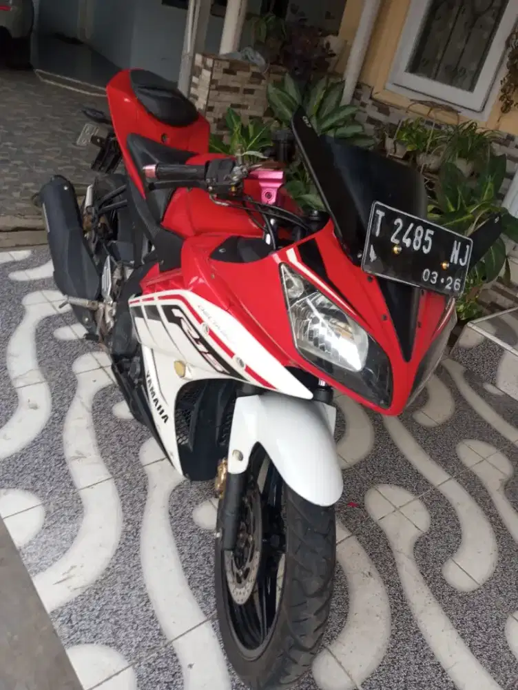 Yamaha R15 b2 Merah
