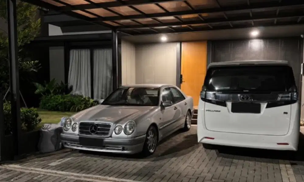 Mercedes-Benz E320 1997 Bensin