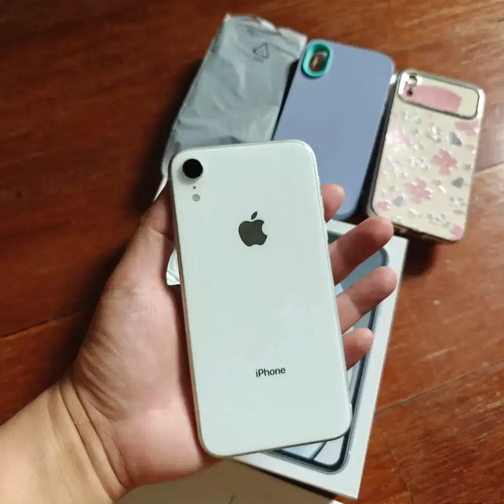 iPhone XR 128gb BC
