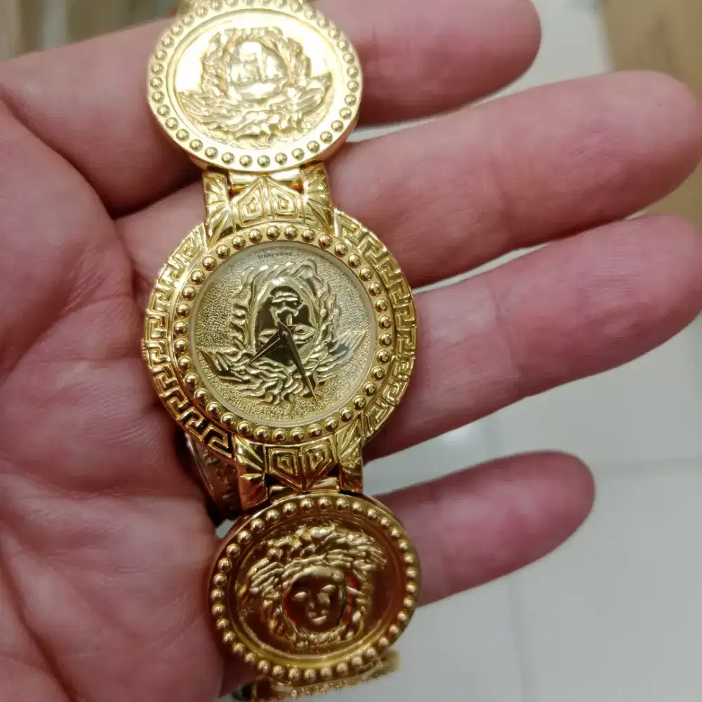 Gianni Versace Medusa Coin Watch