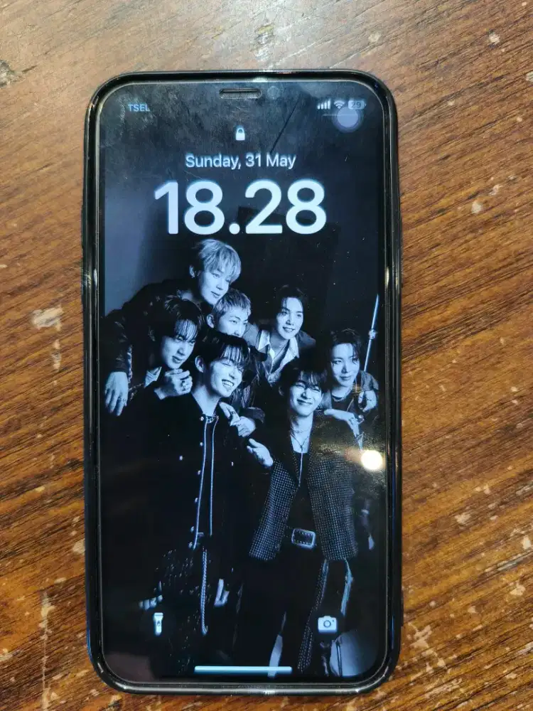 Dijual iPhone XS 64gb Black