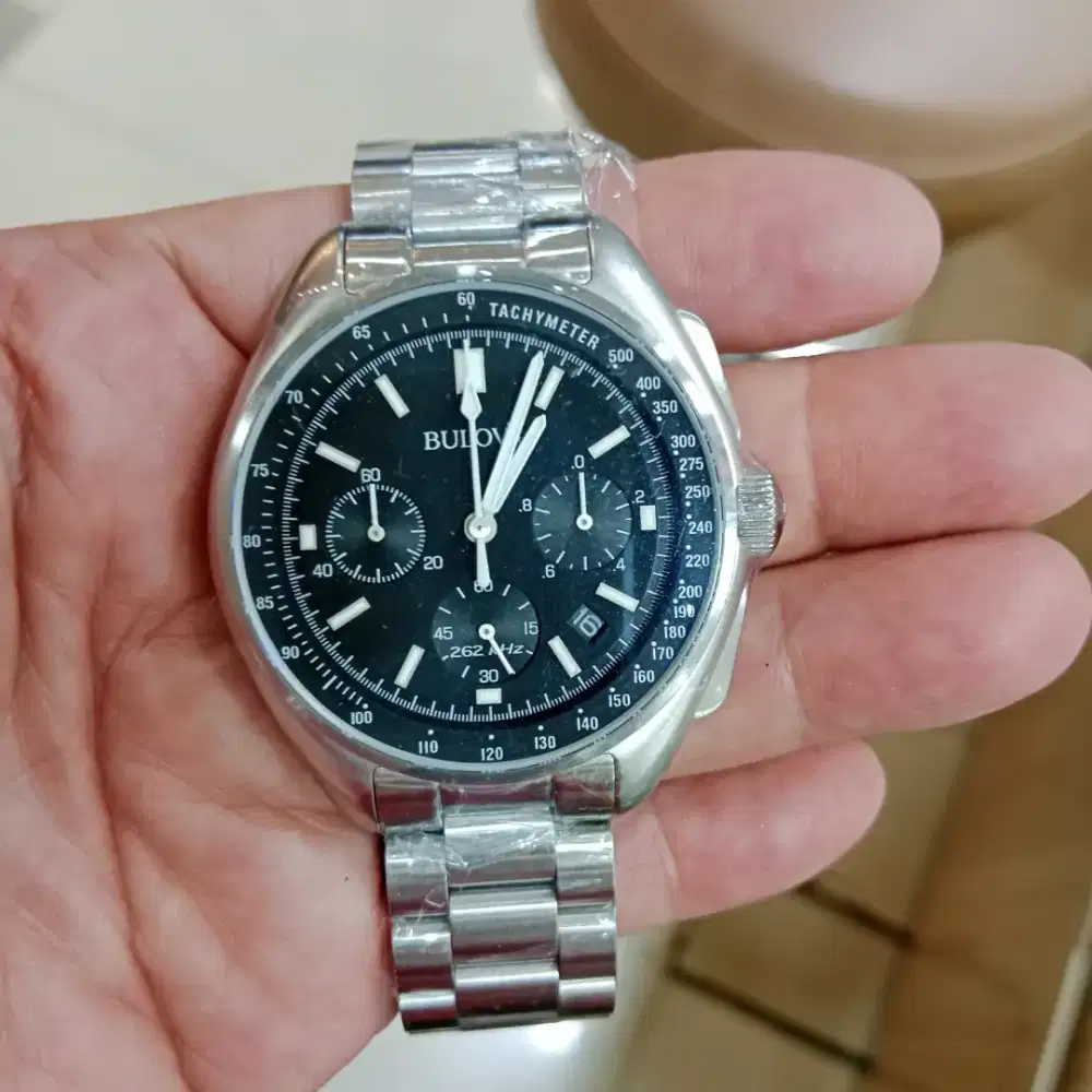 Boluva Lunar Pilot Chronograph