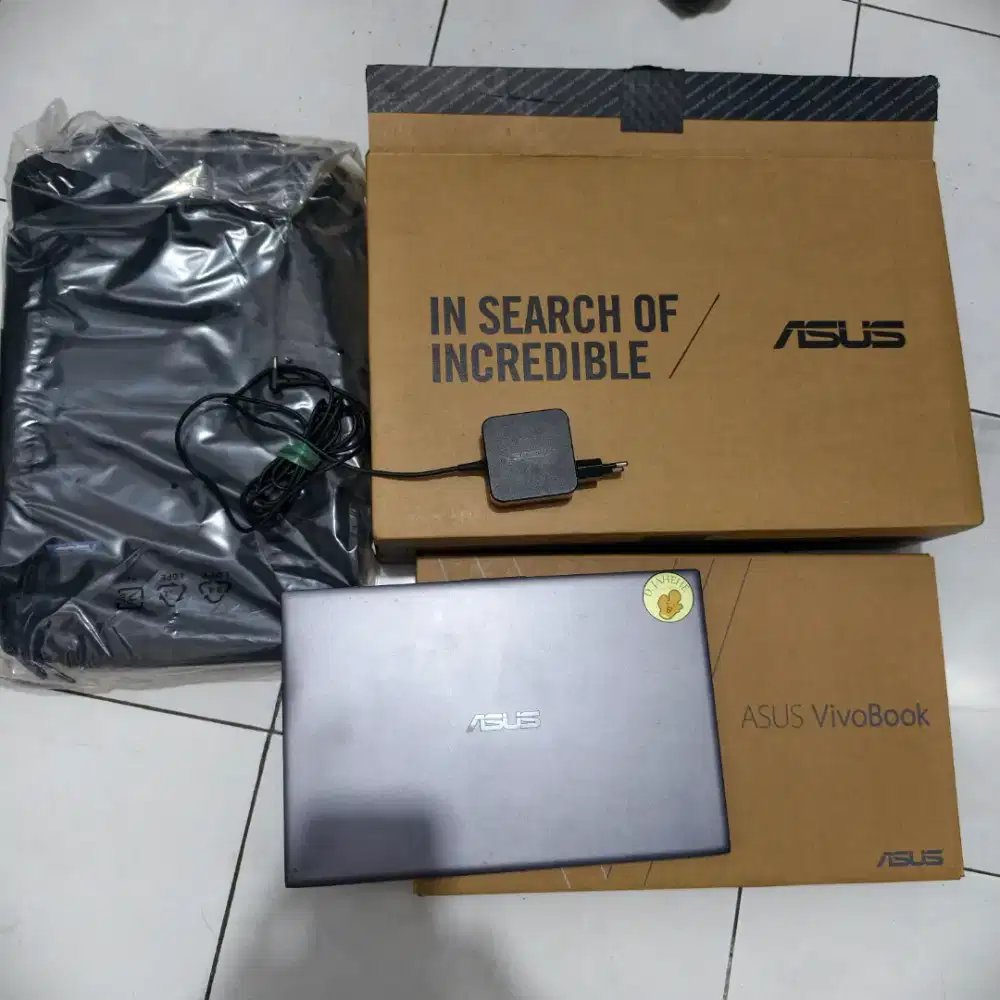 ASUS VivoBook 14 X412FL
Intel Core i5 | RAM 12GB | SSD 512GB