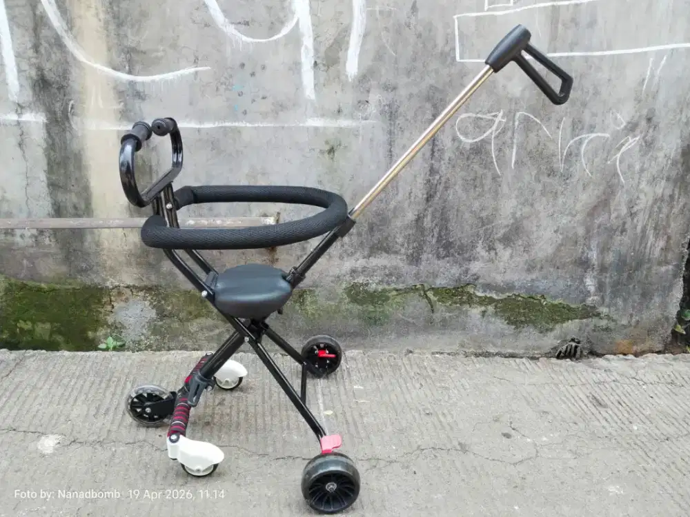 Stroller anak kondisi baru