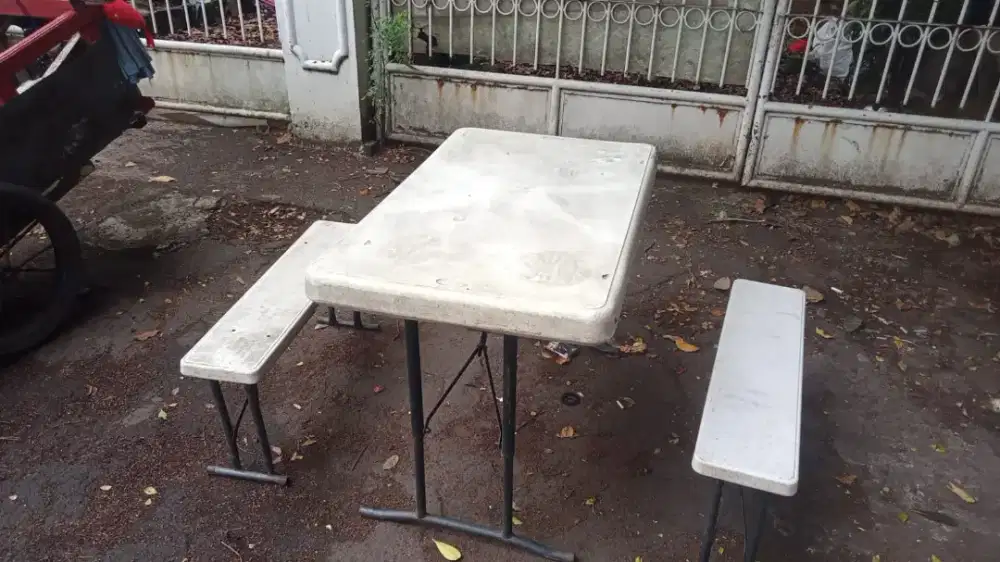 Meja kursi lipat krisbow