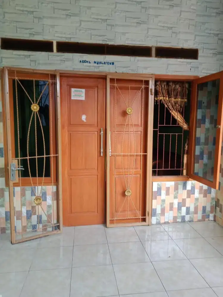 RUMAH DIJUAL LOKASI STRATEGIS