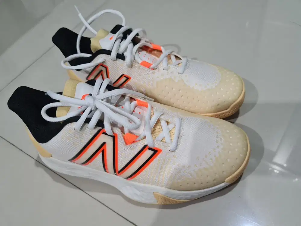 Sepatu Padel / Tennis New Balance Fresh Foam X Lav v2