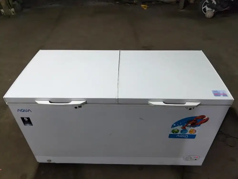 Jual frezeer box 420L bagus