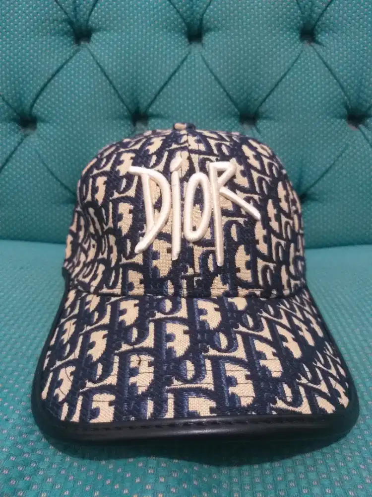 Topi Christian Dior
