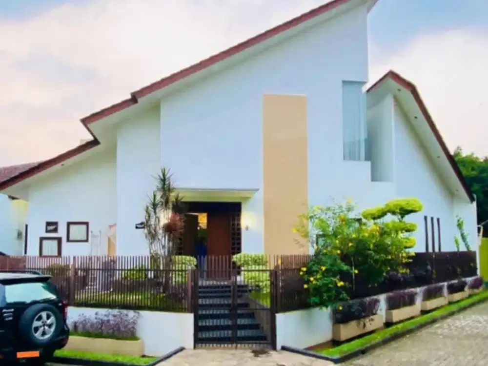 Di Jual Rumah Hook dalam Cluster sekitar Bintaro depan Taman