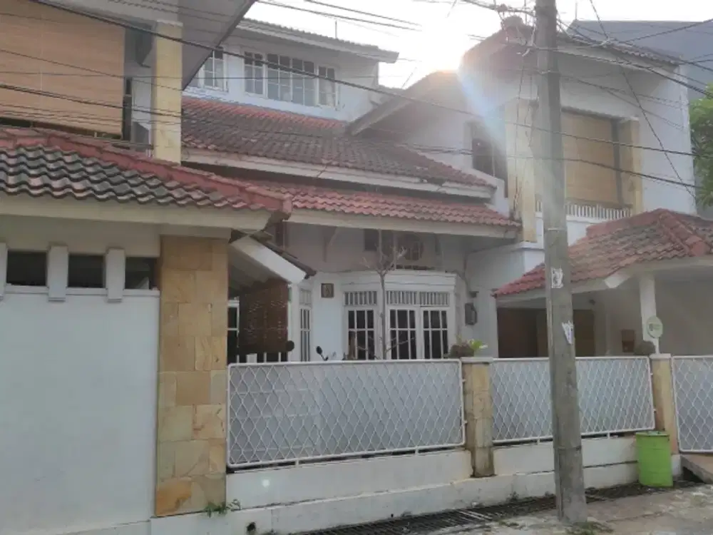 DIJUAL RUMAH DI PERKICI, BINTARO JAYA SEKTOR 5, TANGERANG SELATAN