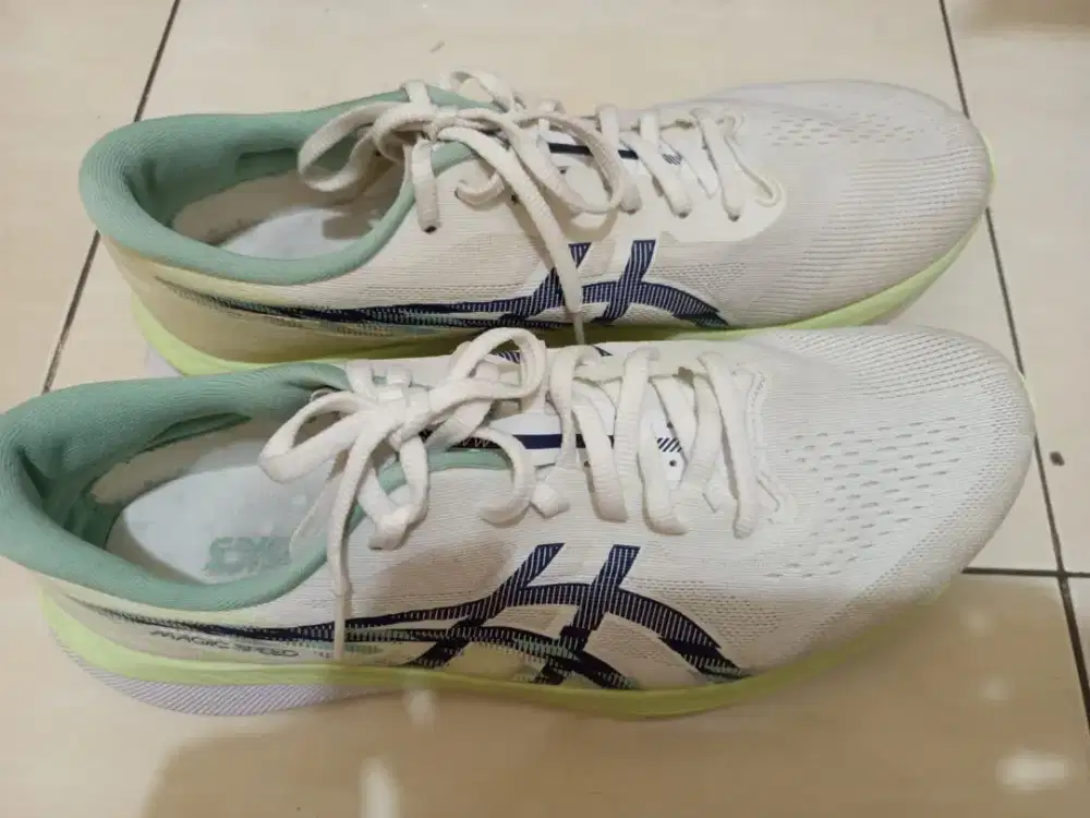 Dijual Sepatu Running Asics Magic Speed 4 Original