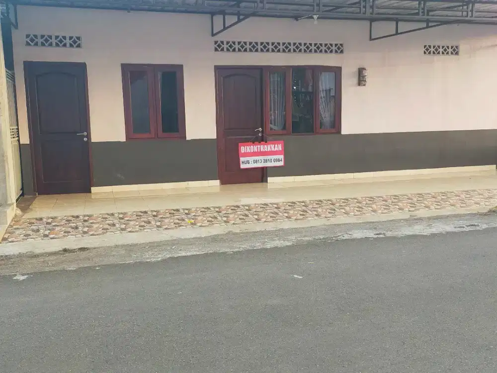 Rumah depan kantor dikontrakkan