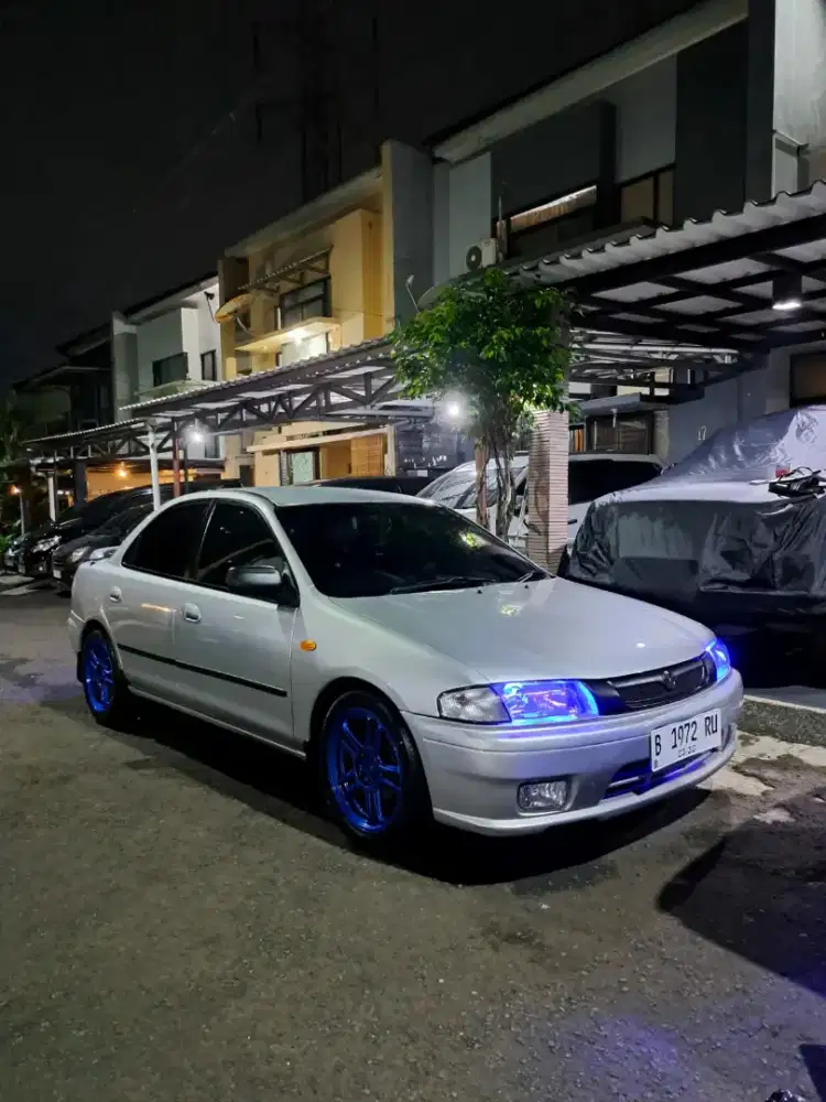 Sedan Mazda Familia 1998 1.8 Manual ( FULL RESTORASI )