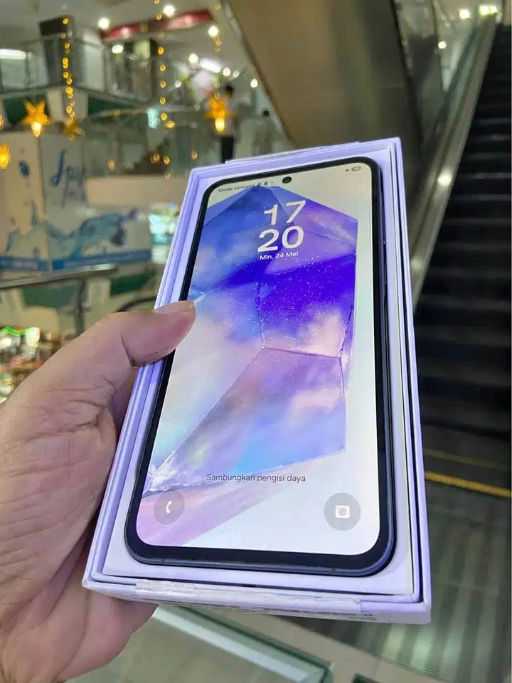 Second Samsung Galaxy A55 5G 8/256gb Black Wellnyooss