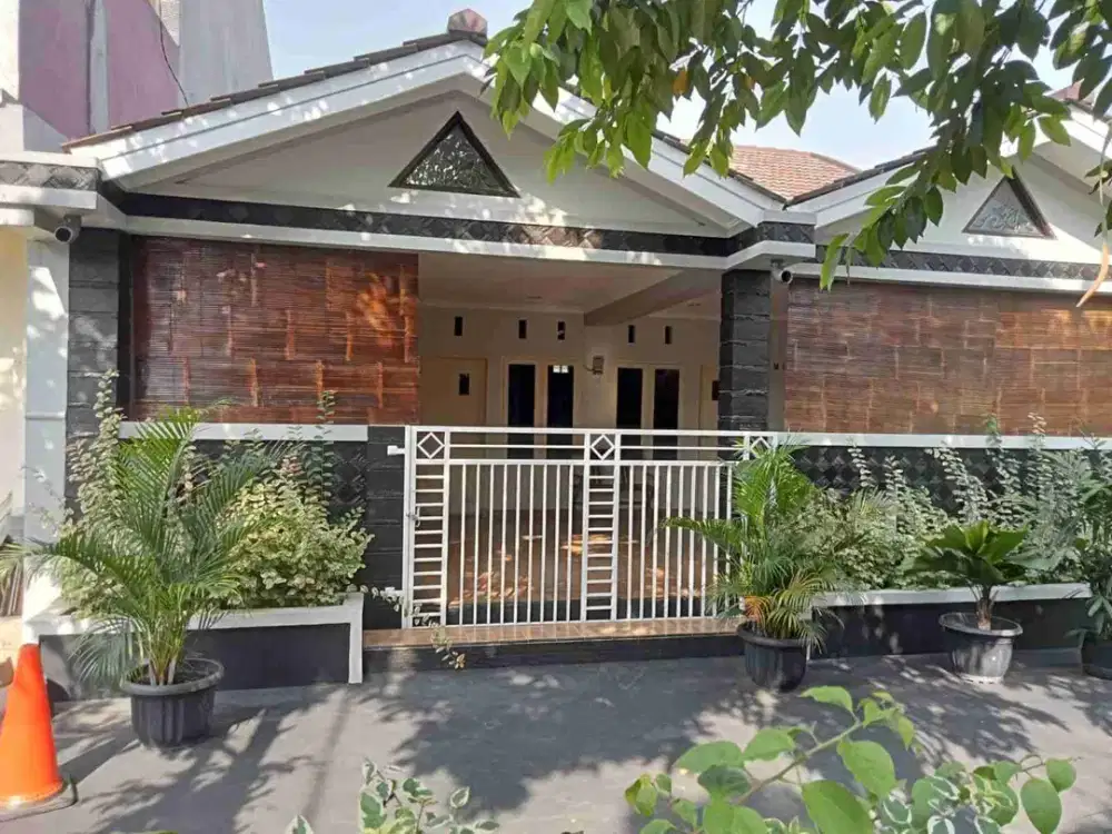 dijual rumah siap huni 120 m² di dukuh bima bekasi