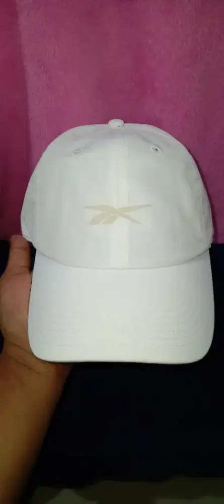 Topi Caps Reebok