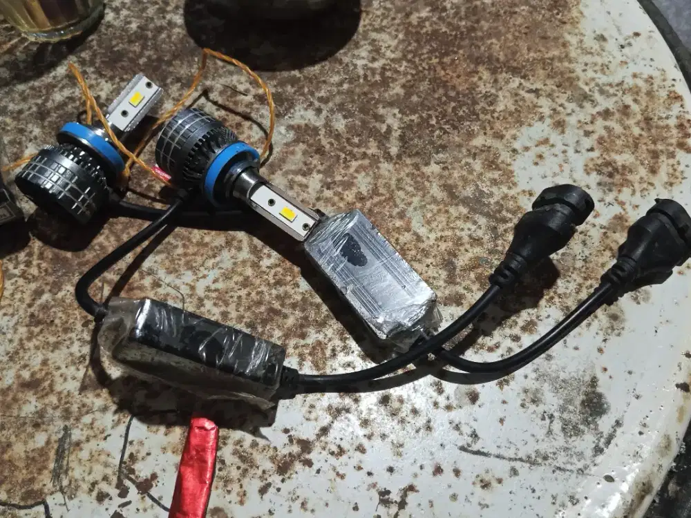 Lampu LED Ultra