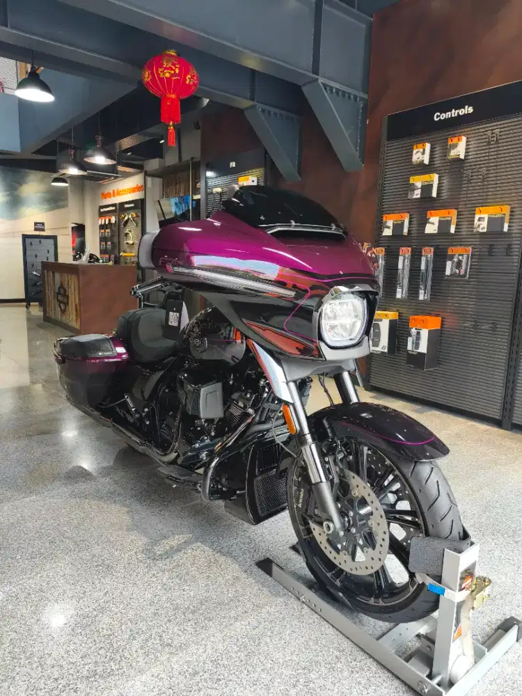 2025 CVO Street Glide