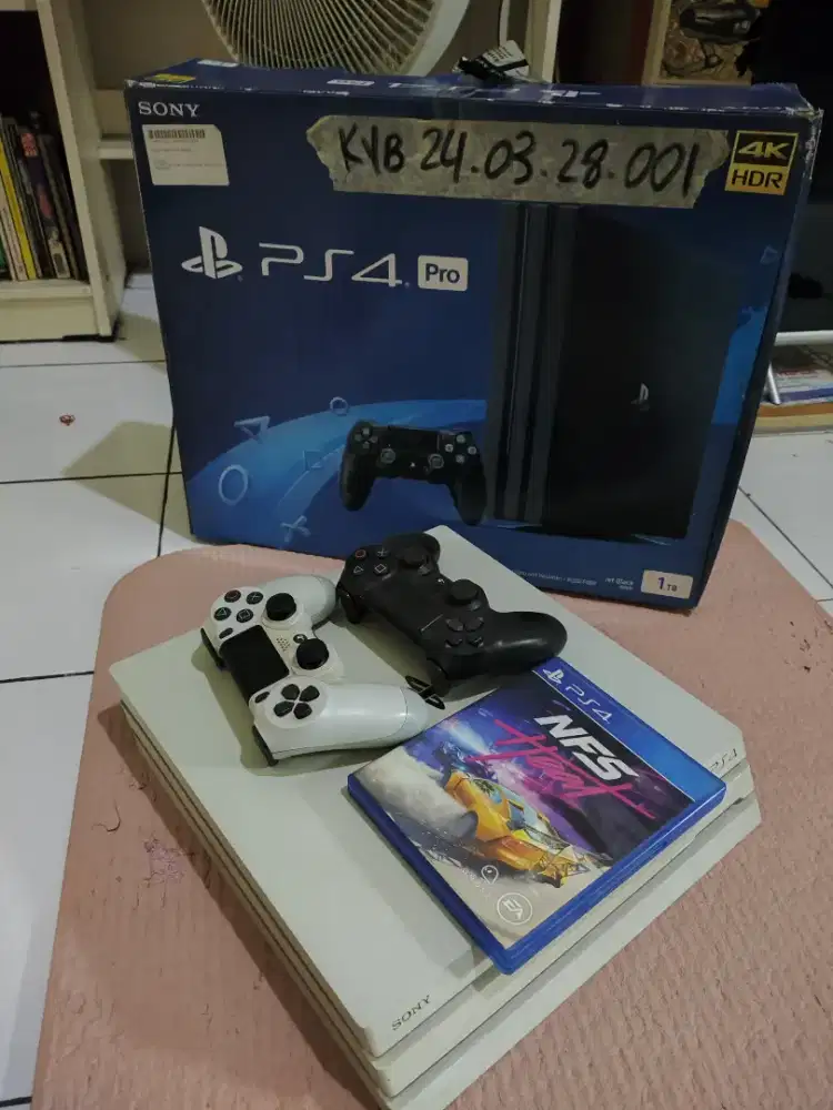 PS 4 PRO 1 TB original