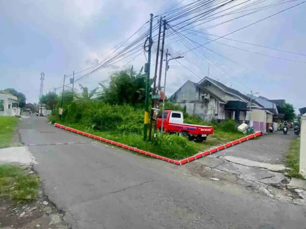 TANAH CANTIK HOOK SHM PEKARANGAN HARGA MURAH DI NITIKAN SOROSUTAN UMBULHARJO