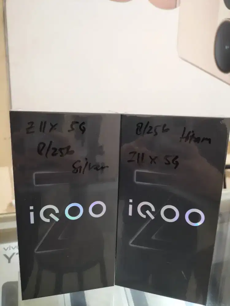NEW iQoo Z11x 5g 8/256
