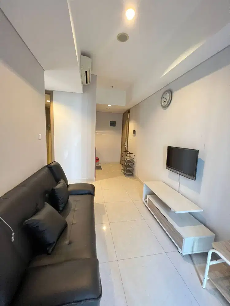 Disewakan Apartemen Taman Anggrek Residences 2 Bedrooms Furnish Murah