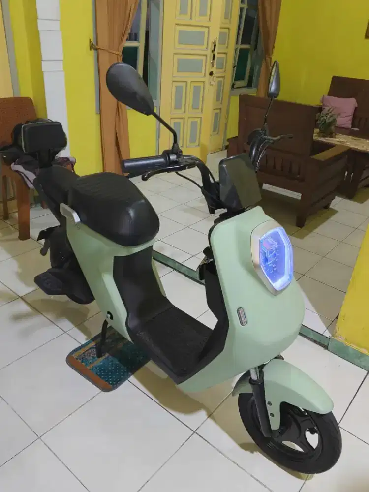 Jual uwinfly M60