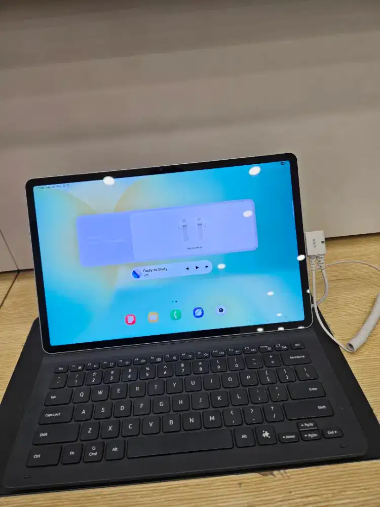 SAMSUNG TAB S10 FE BONUS BUDS CORE + SPEAKER PREMIUM & CHARGER ORI