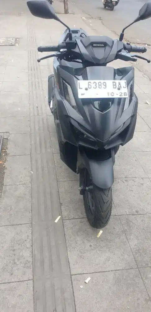 Vario 160 CBS  th 2023 istimewa km 11 rb pjk baru