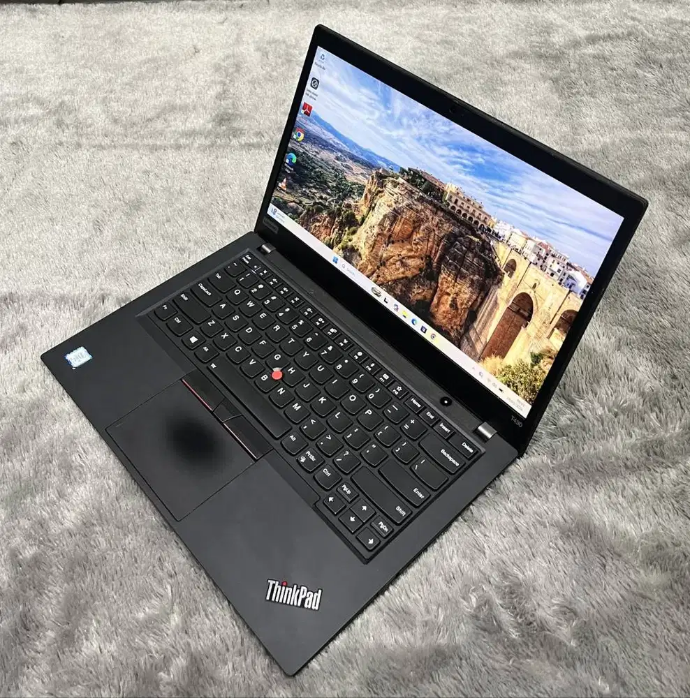 Lenovo ThinkPad T490 Intel Core i5-8350U