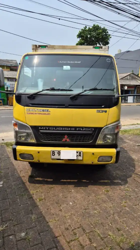 Mitsubishi canter colt diesel FE71 engkel box