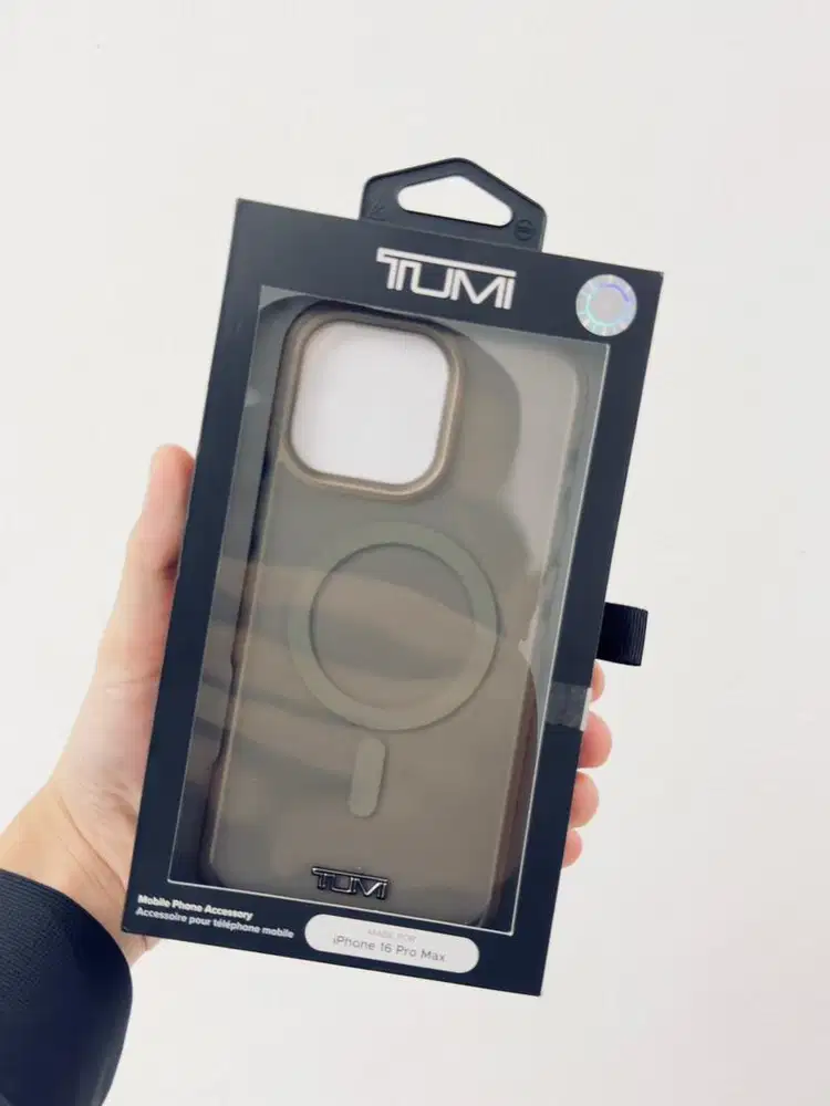 TUMI Case MagSafe Khaki iPhone 16 Pro Max Original