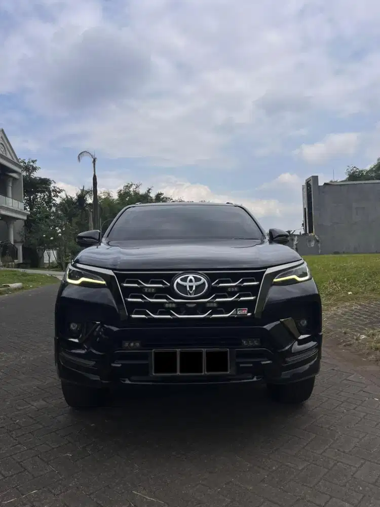 Toyota Fortuner 2023 Diesel