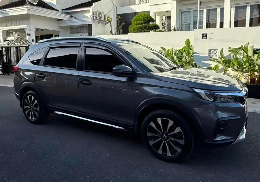 BRV Prestige CVT Sensing 2023 km 21rb