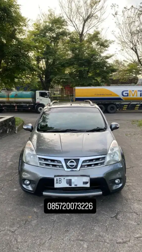 NISSAN LIVINA X-GEAR 2009 MANUAL 2 BARIS