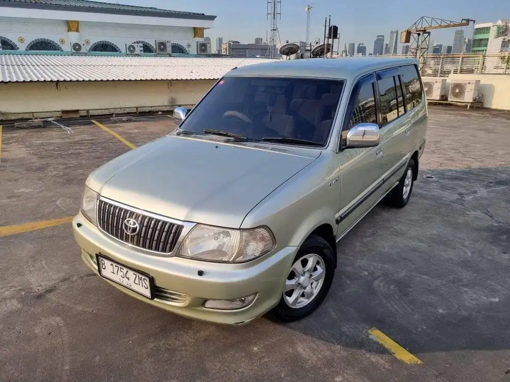 Toyota Kijang LGX Matic Last Model 2.0 EFI th 2003/2002,,mulus banget!
