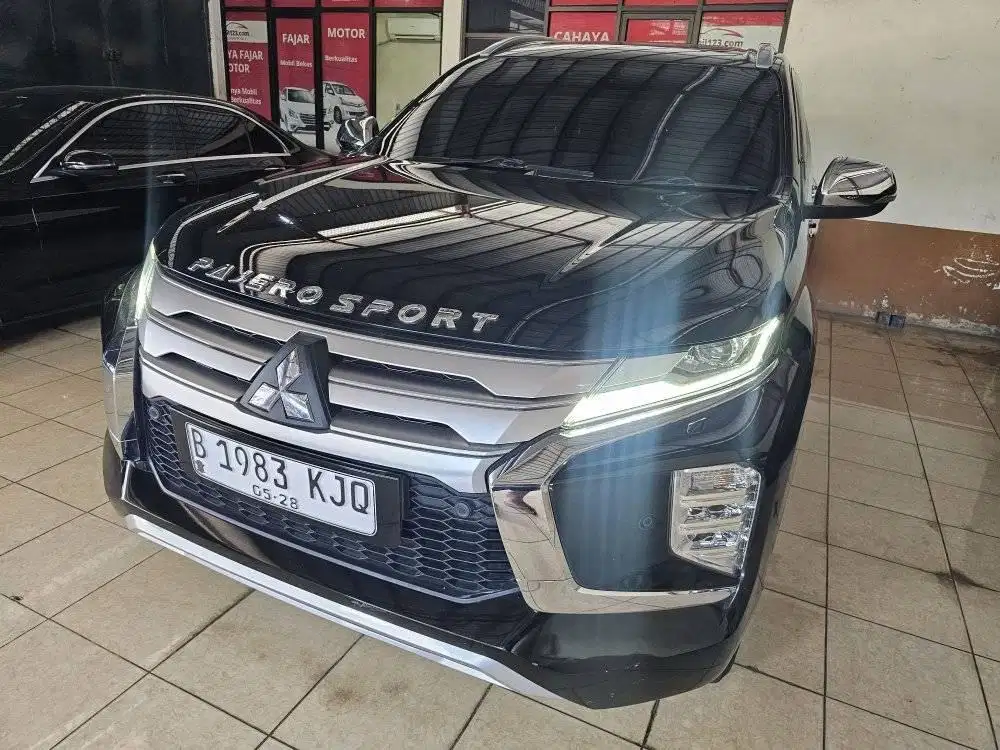 Mitsubishi Pajero Sport New Dakar 4X2 at 2023 Hitam