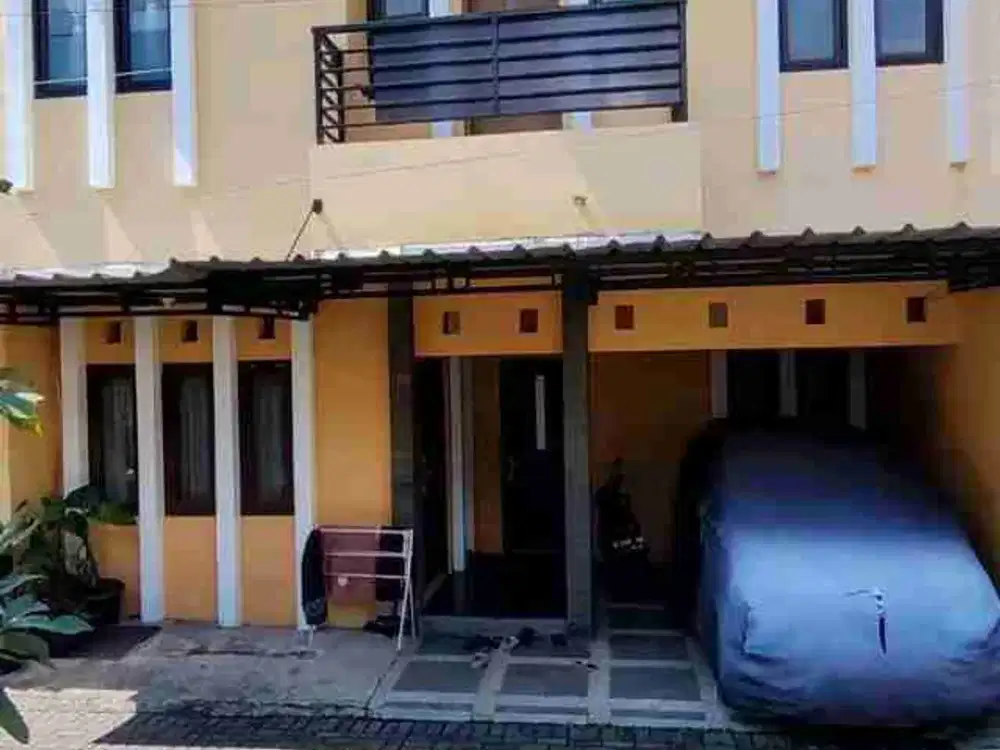 Dijual Rumah Strategis Dekat Tol Pasteur Bandung, 2 Lantai 4 Kamar Tidur Siap Huni