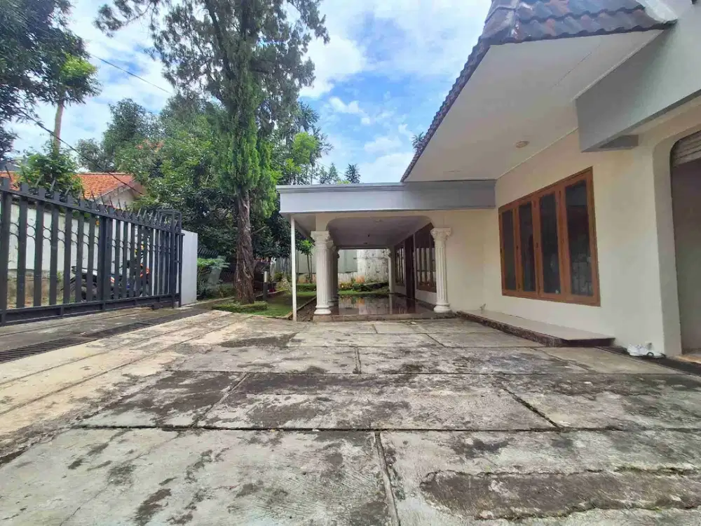 Dijual Rumah Lama Daerah Fatmawati Jakarta Selatan