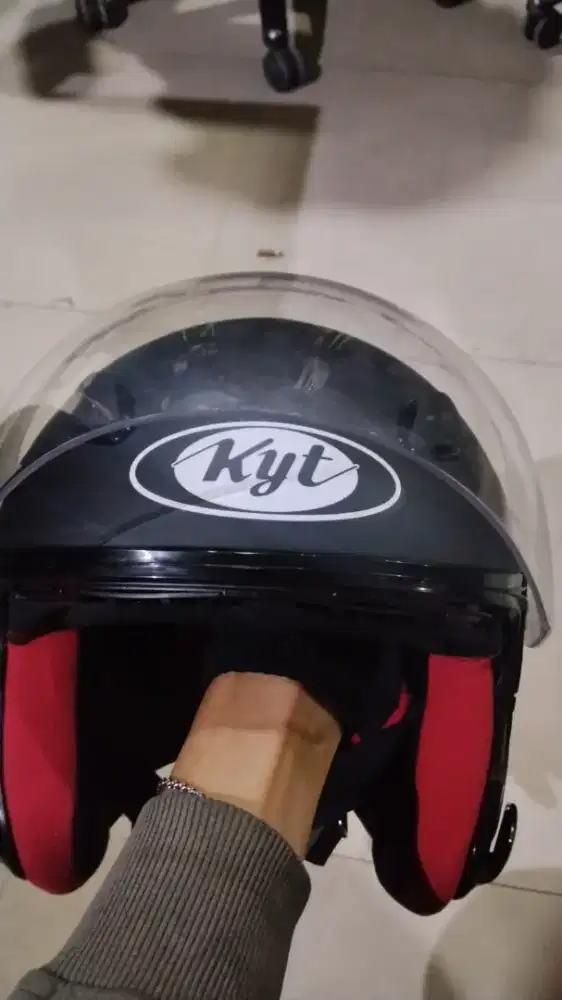 Helm Motor Kyt XL