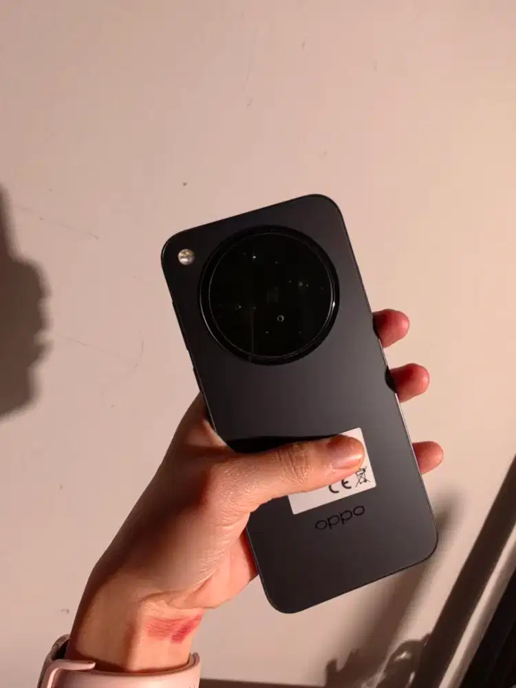 Oppo Find X8 Second