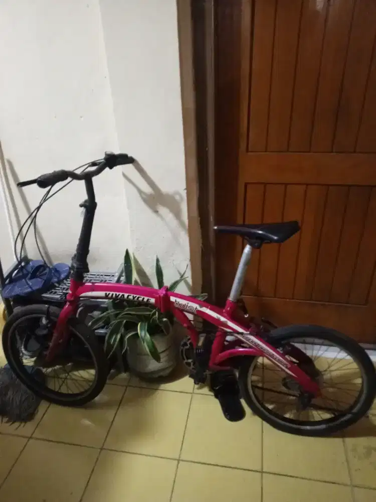Sepeda Lipat 20 inchi