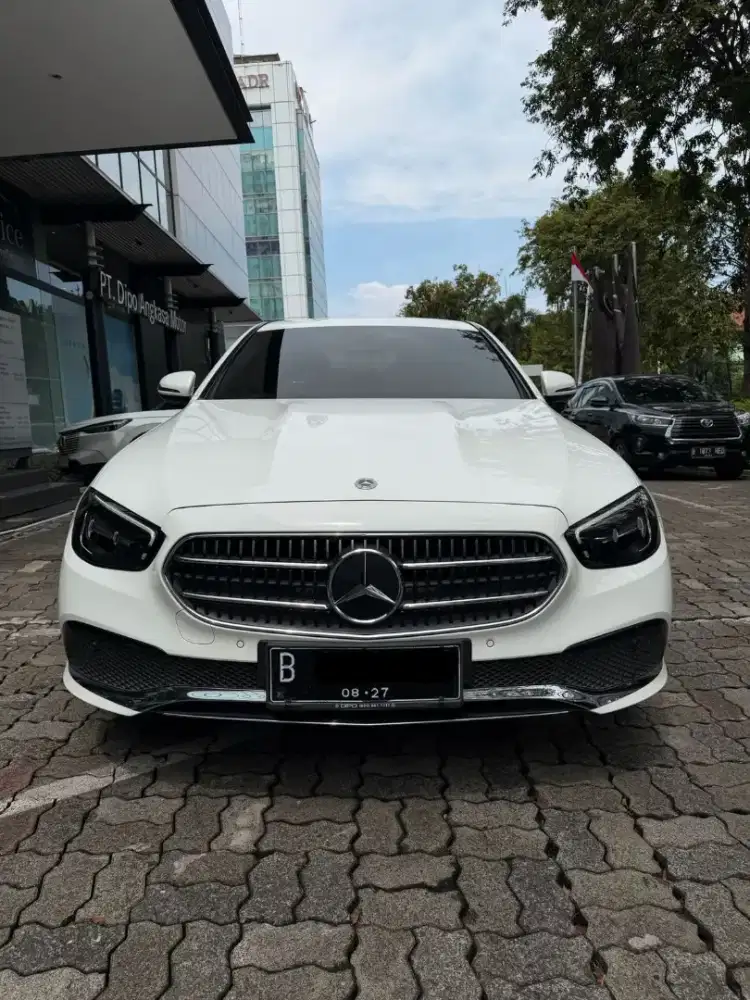 Mercedez Benz E200