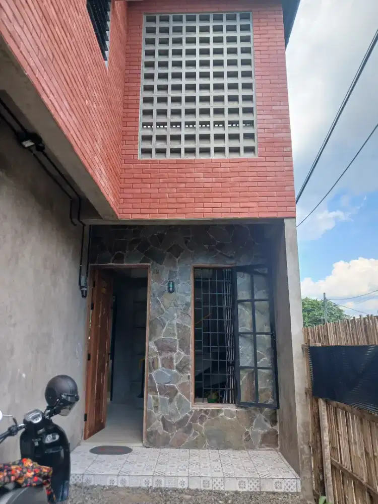 Rumah tropical industrial