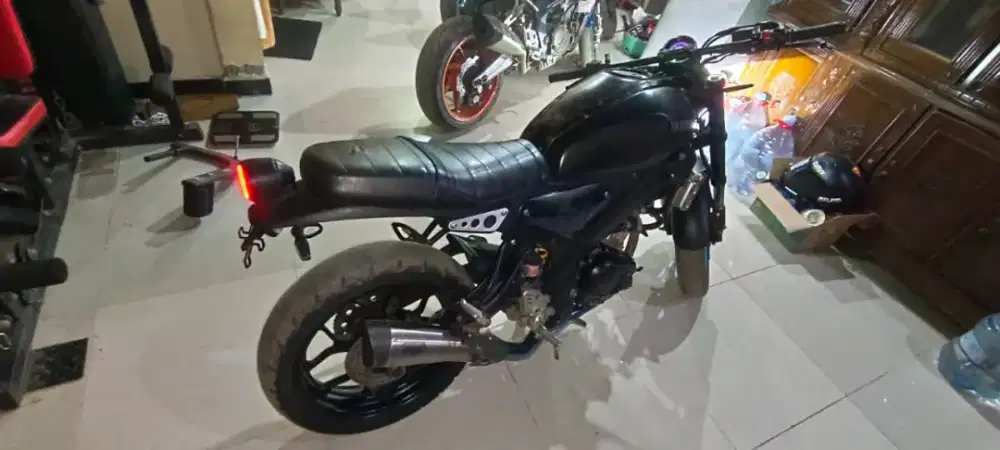 Dijual yamaha xsr155 thn 2022. Motor sehat walafiat.siap touring